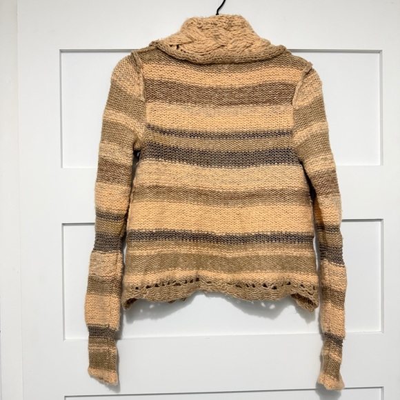 Free People Stripe Chunky Ruffled Cardigan Sweater Size Small 23778 - Picture 5 of 12
